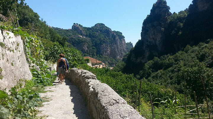 Trekking tour in Valle delle Ferriere - Amalfi Tour Guide - Escursioni ...