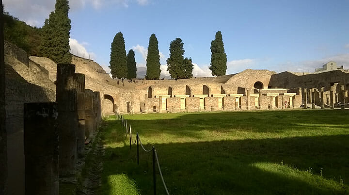 Tegamini in Terracotta – The best of Pompeii and Amalfi Coast